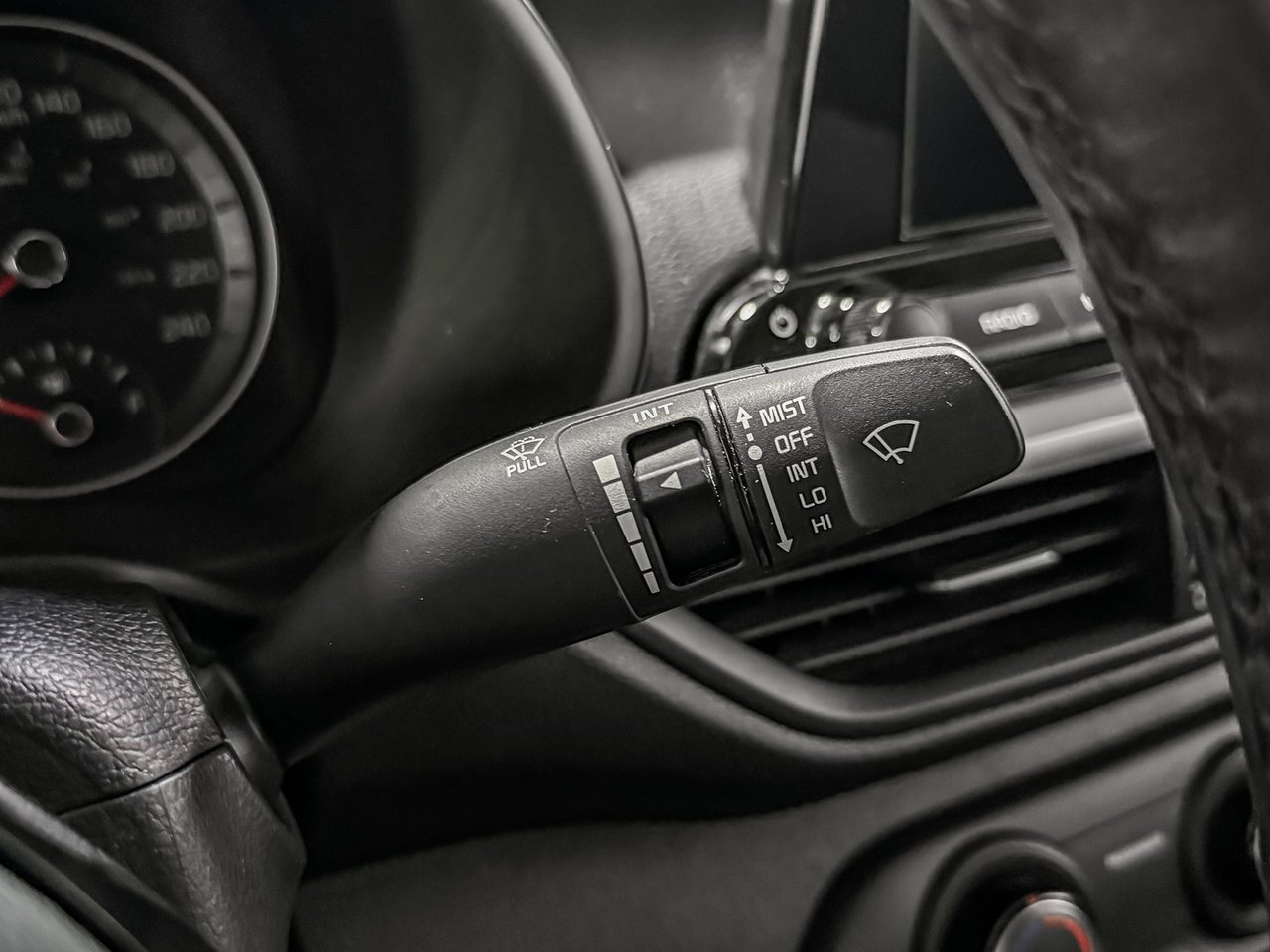 2024 Kia Forte EX-17