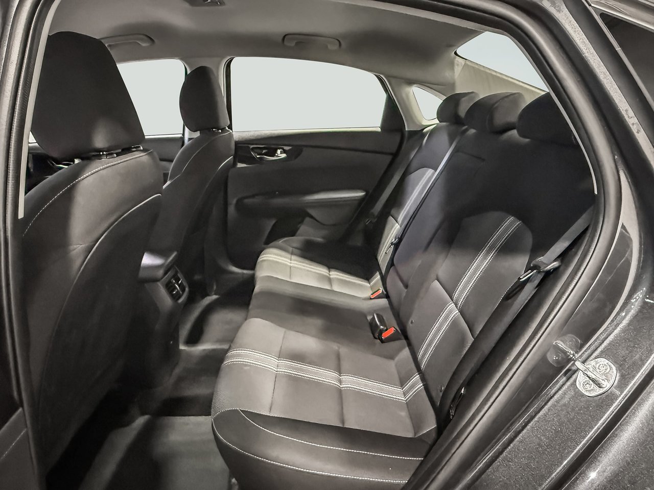 2024 Kia Forte EX-23