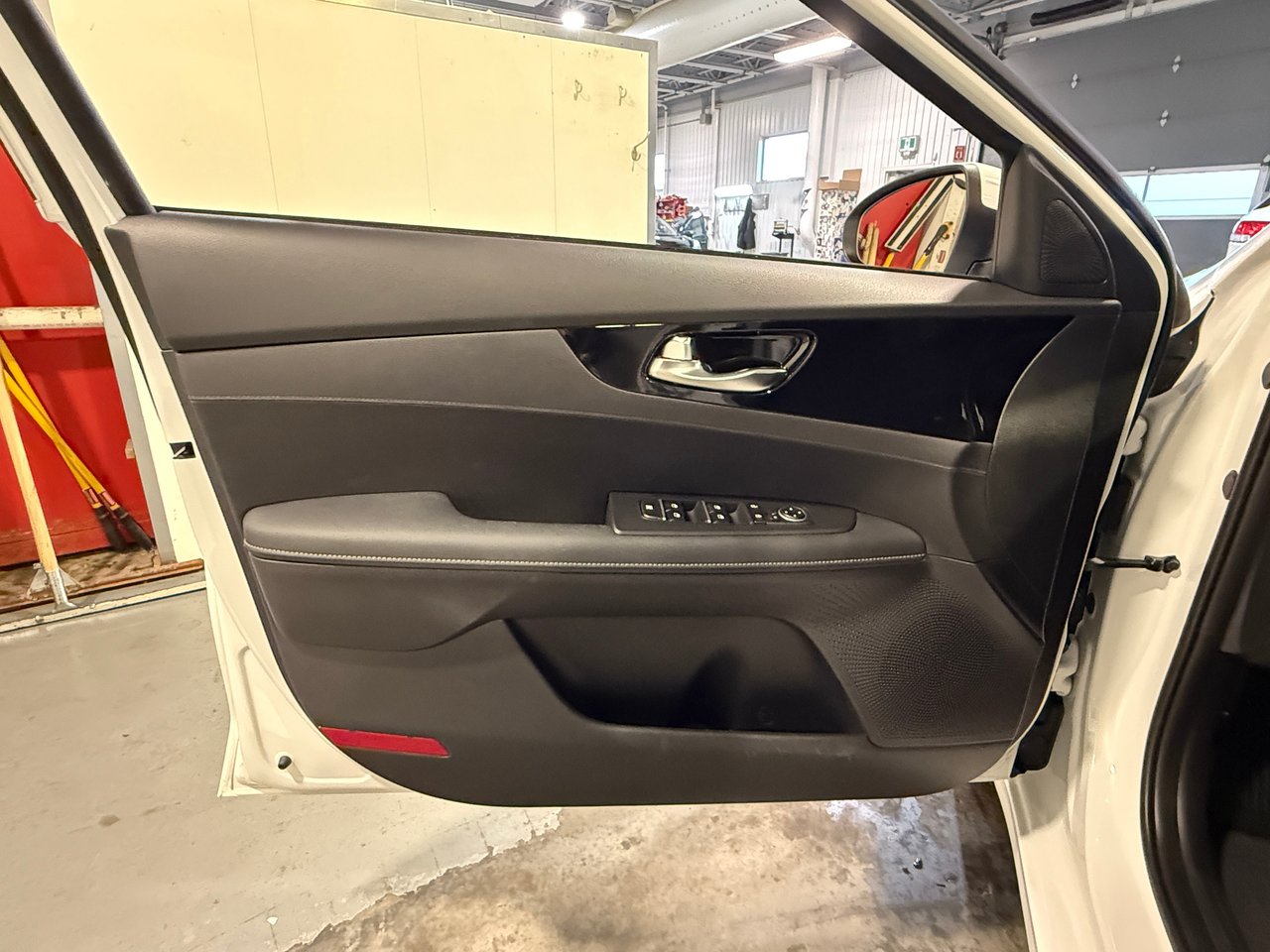Kia Forte EX 2024-10