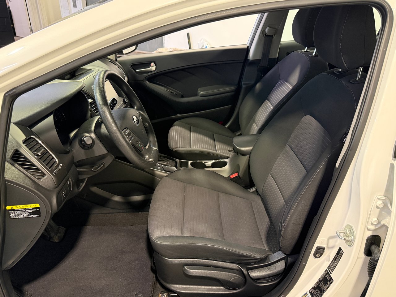 2018 Kia Forte5 LX+-12