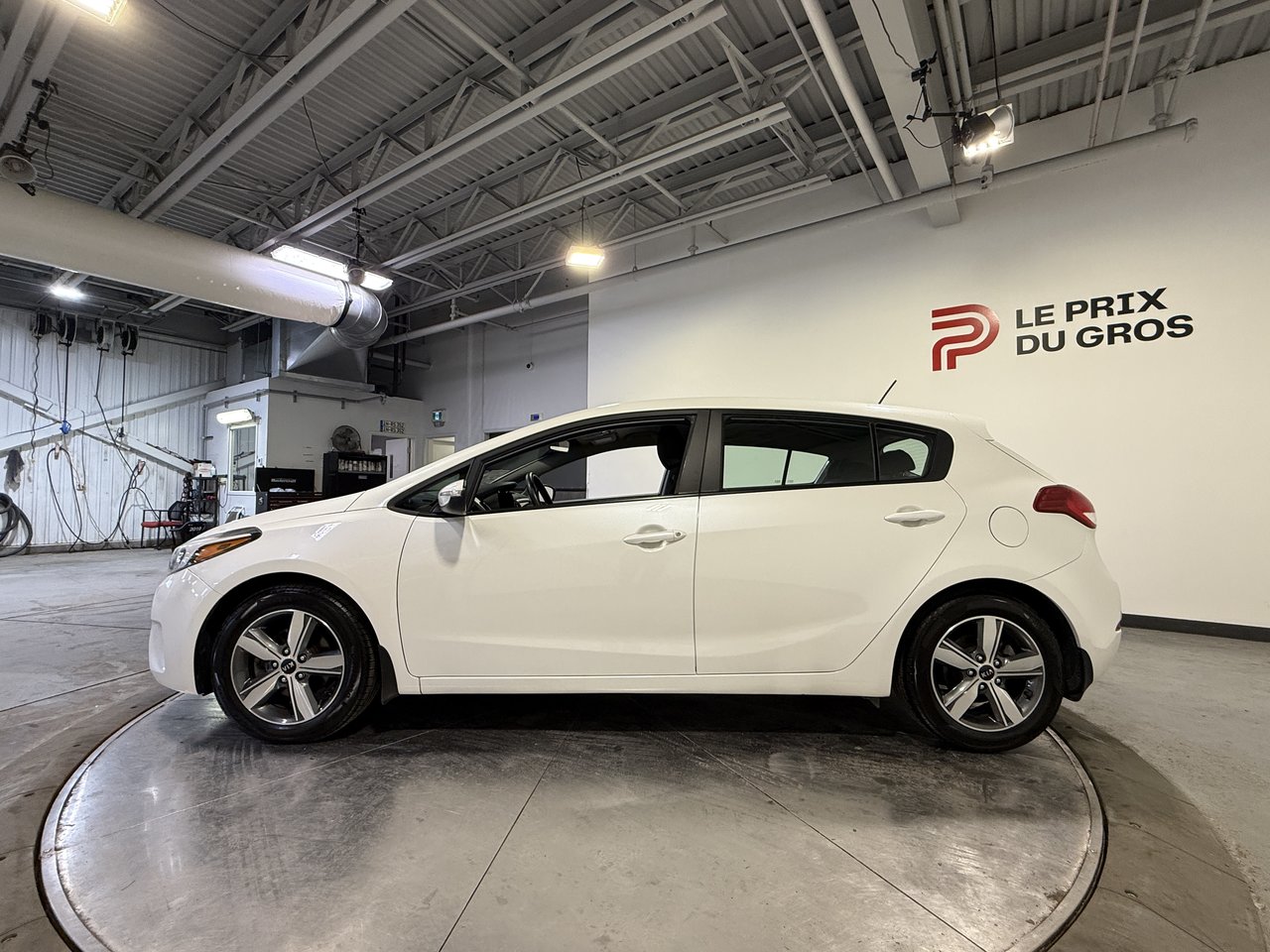 2018 Kia Forte5 LX+-5