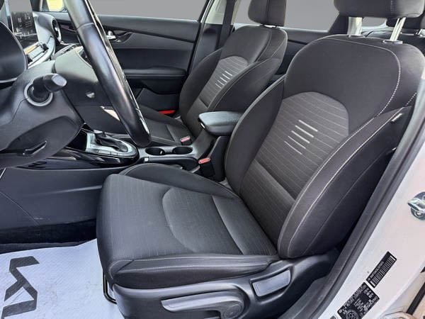 2020 Kia Forte5 EX-12