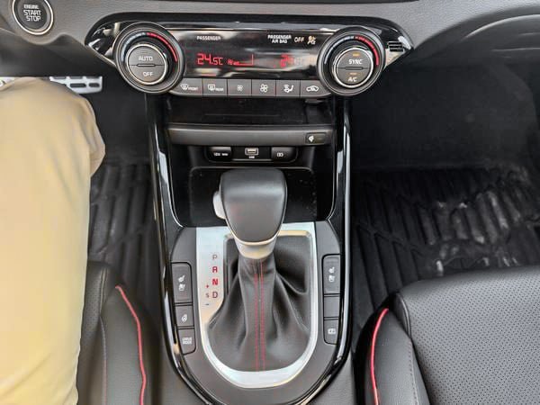 2024 Kia Forte5 GT LIMITED-21