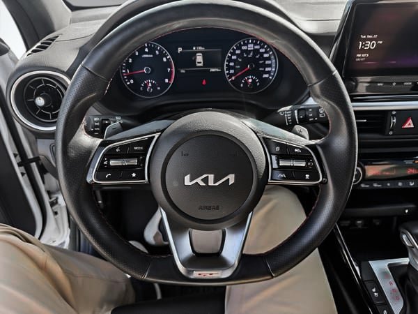 2024 Kia Forte5 GT LIMITED-15