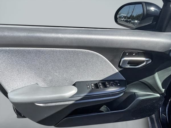 2025 Kia K4 EX-9