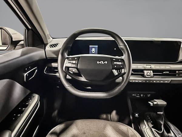 2025 Kia K4 EX-13