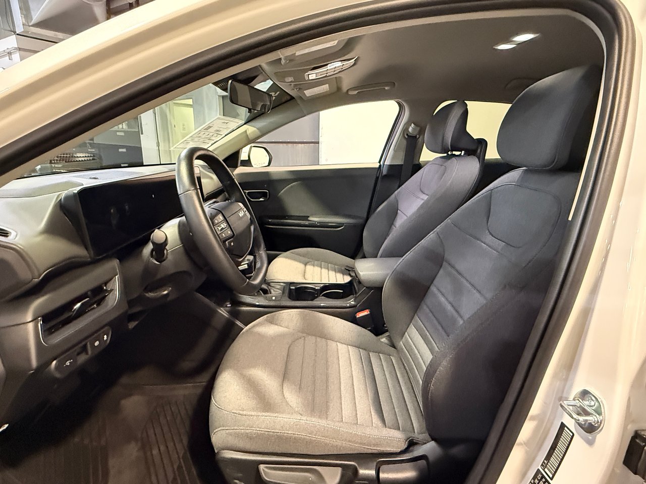 Kia K4 EX 2025-13