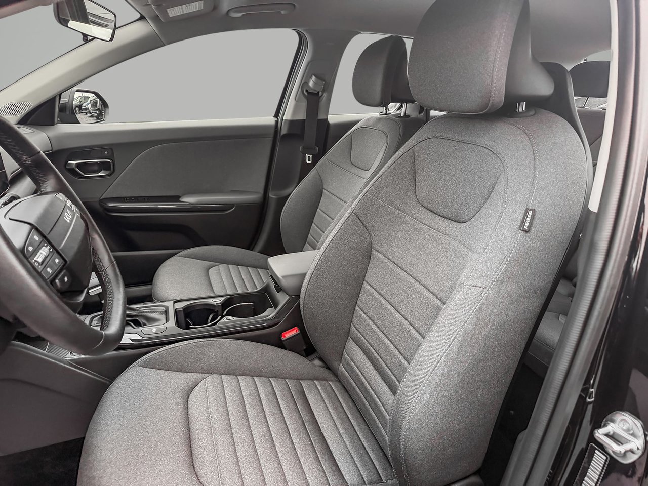 2025 Kia K4 EX-13