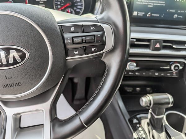 Kia K5 LX AWD 2021-19