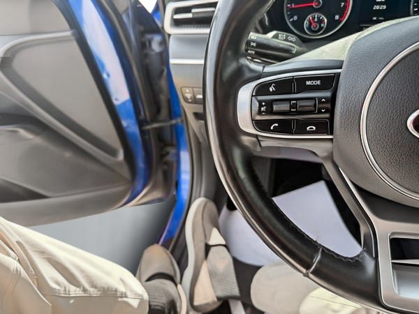 Kia K5 LX AWD 2021-18