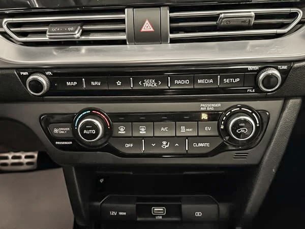 Kia Niro électrique ev sx touring 2020-22