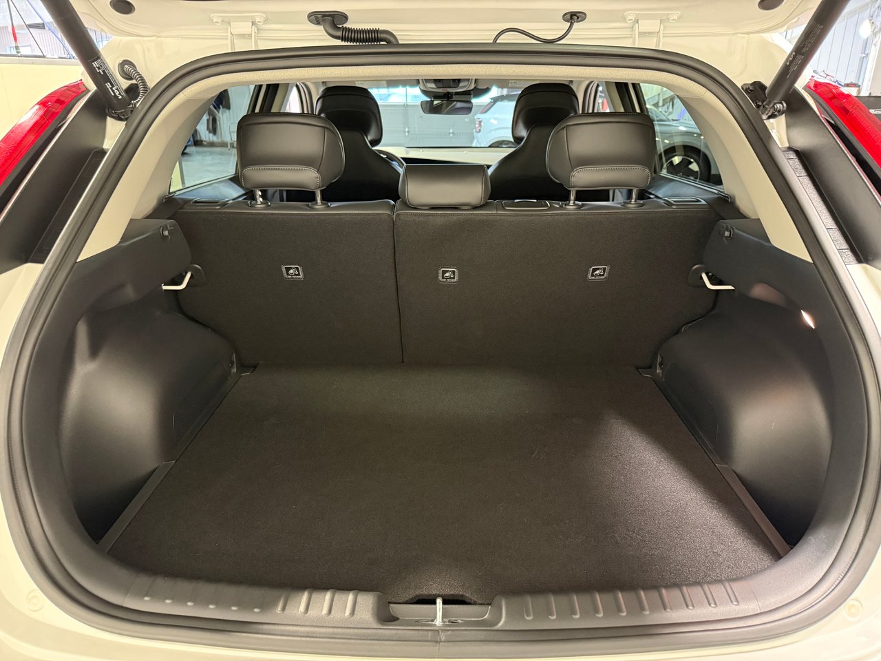 Kia Niro électrique WIND+ 2024-24