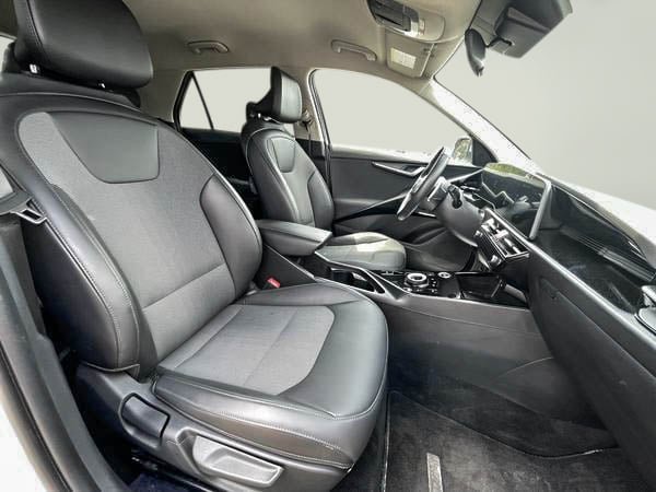 2023 Kia Niro hybride rechargeable EX-24