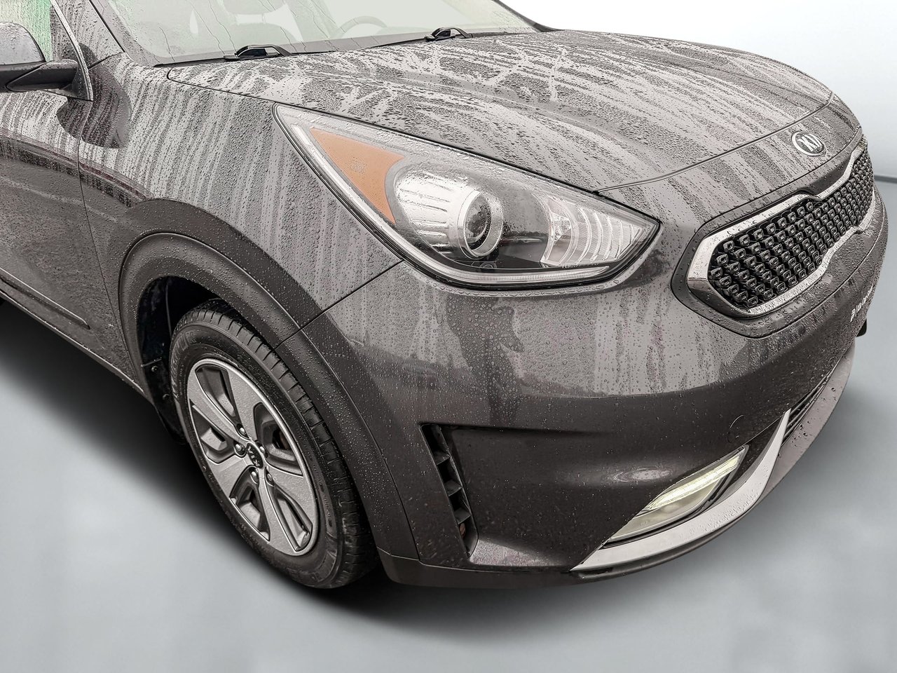 2019 Kia Niro L-8