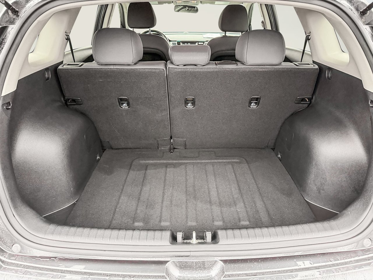 2019 Kia Niro L-25
