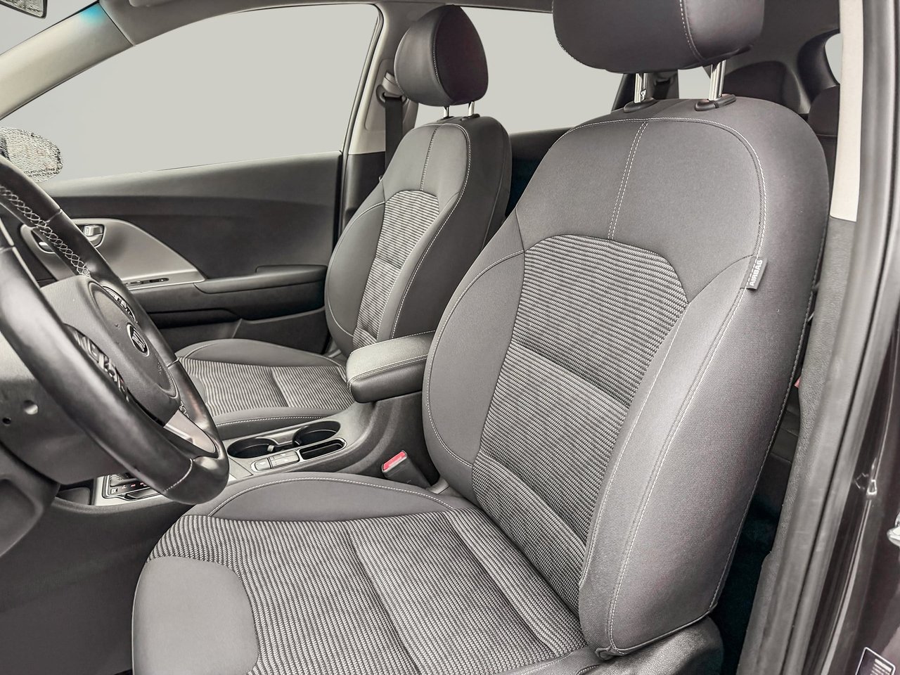 2019 Kia Niro L-13