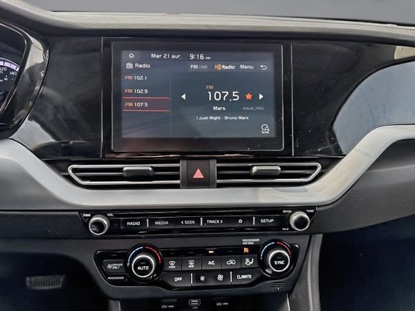 Kia Niro LX 2022-17