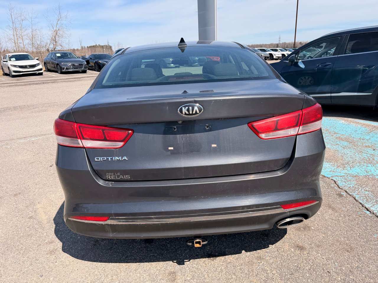 Kia Optima LX 2017-5