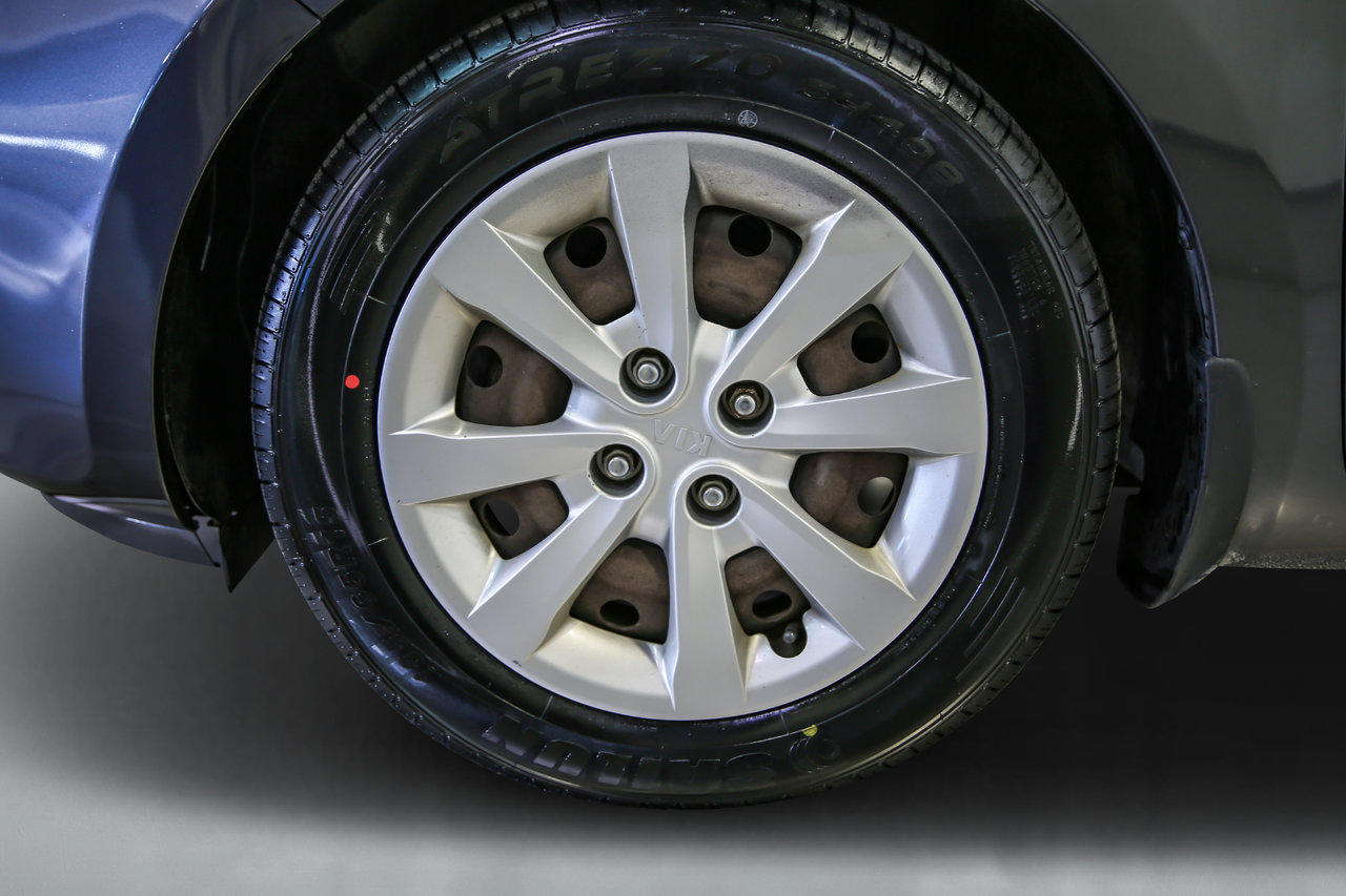 Kia Rio LX+ 2015-9