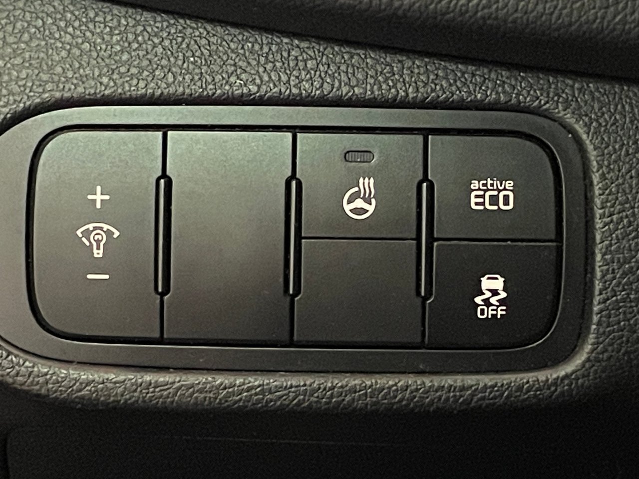 Kia Rondo EX 2015-15