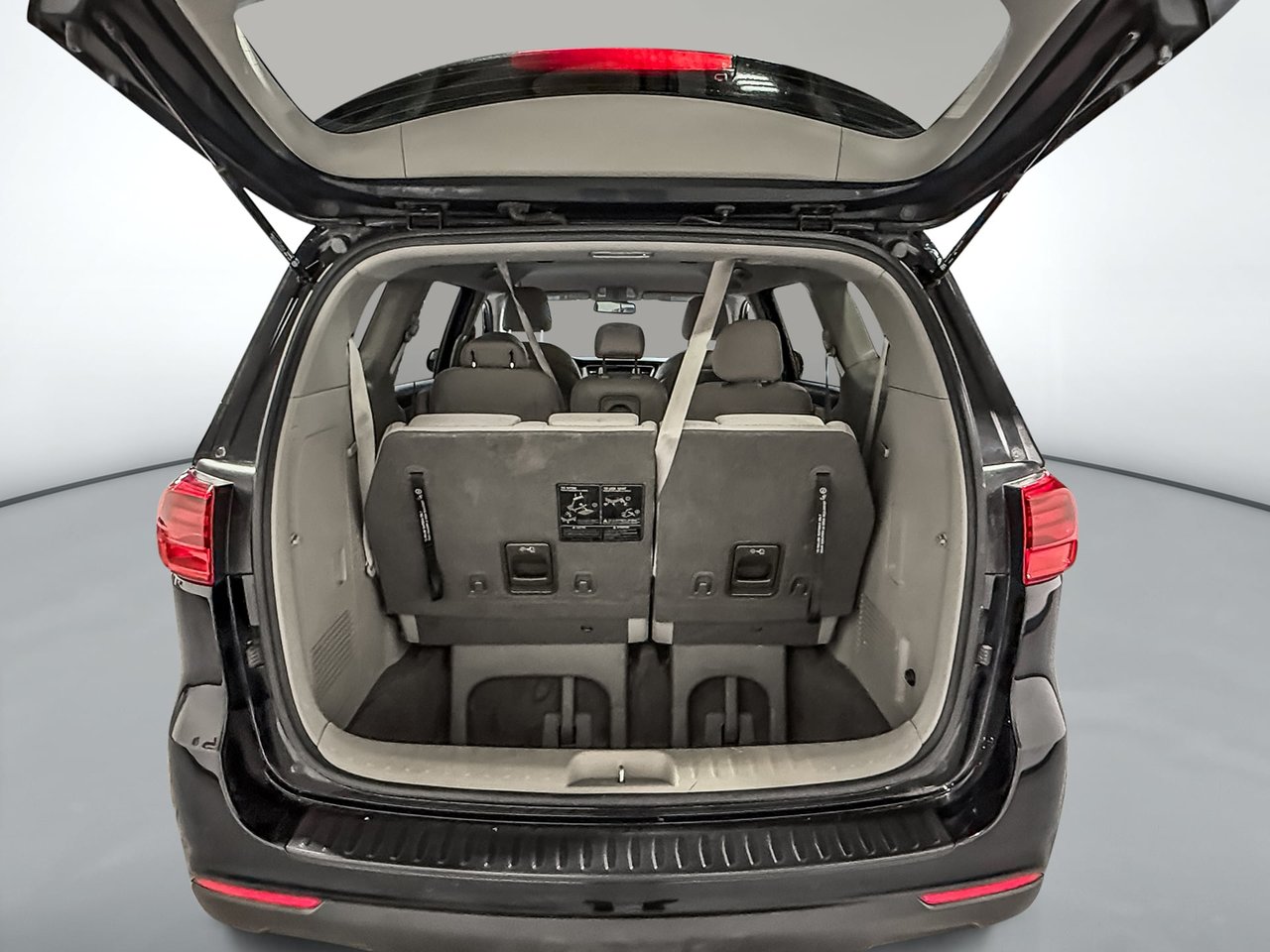 Kia Sedona LX 2019-24
