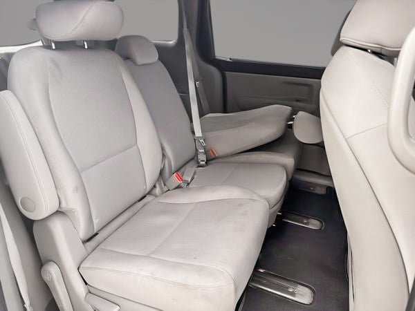 2020 Kia Sedona LX-27