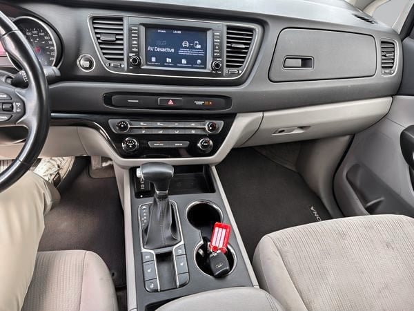 2020 Kia Sedona LX-25