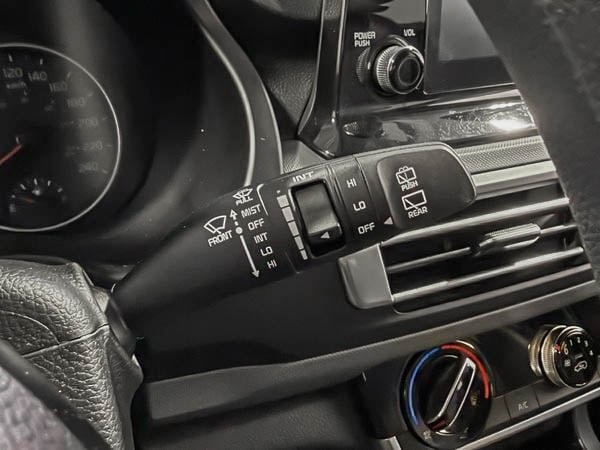 Kia Seltos LX 2022-17