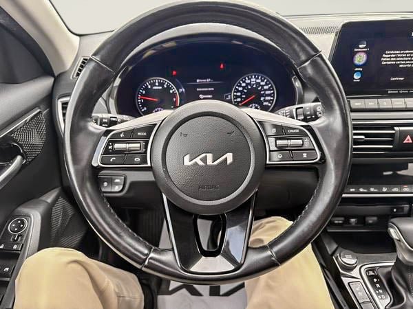 2022 Kia Seltos EX PREMIUM-17