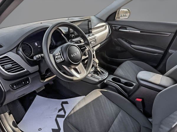 2023 Kia Seltos LX AWD-13