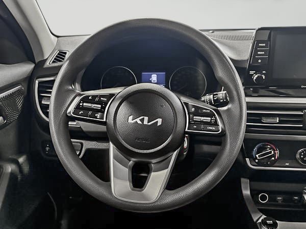 2023 Kia Seltos LX-13