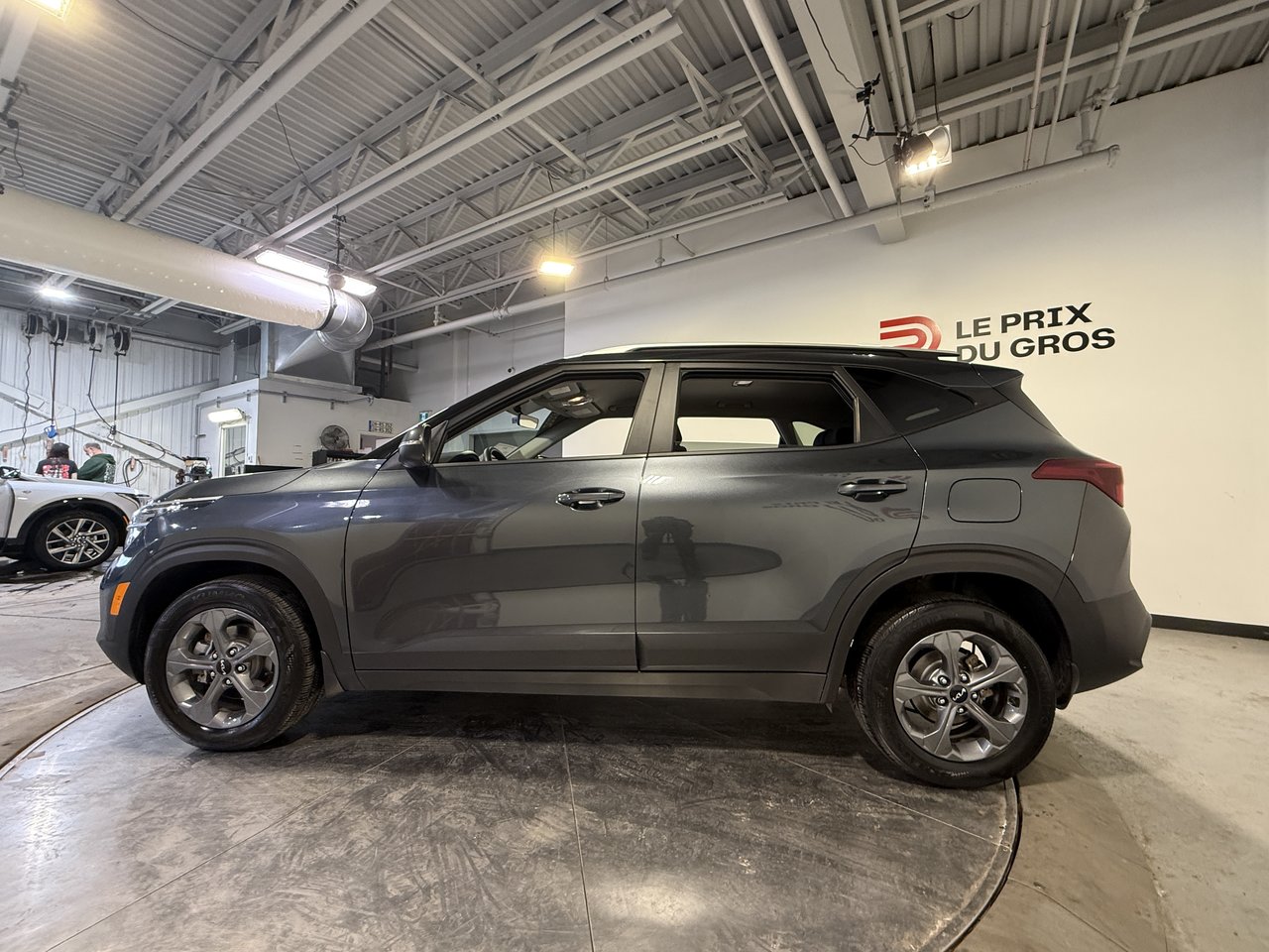 Kia Seltos LX 2023-5