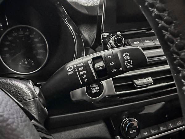 Kia Seltos SX TURBO 2023-18