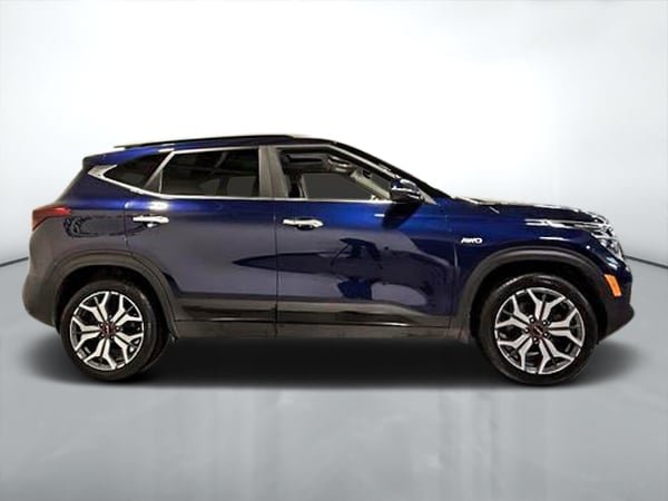 Kia Seltos SX TURBO 2023-1