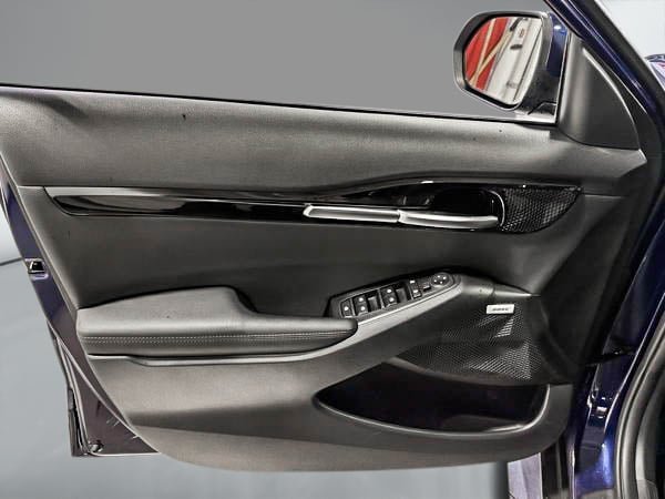 Kia Seltos SX TURBO 2023-11
