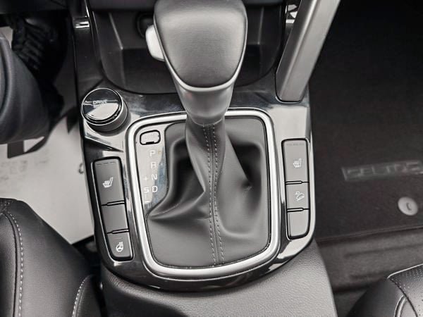 2023 Kia Seltos EX FWD-23
