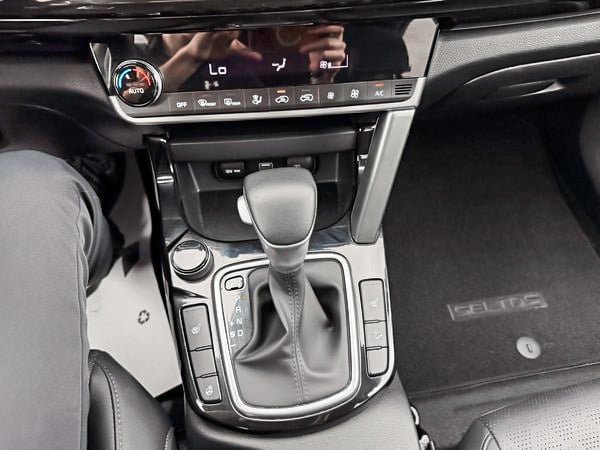 2023 Kia Seltos EX FWD-22