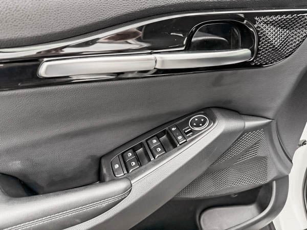 2023 Kia Seltos EX AWD-12