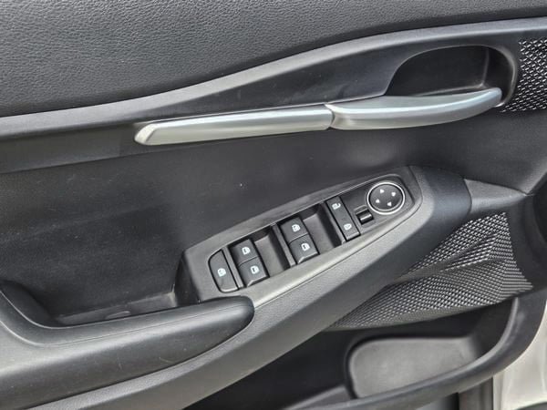 Kia Seltos LX 2023-8