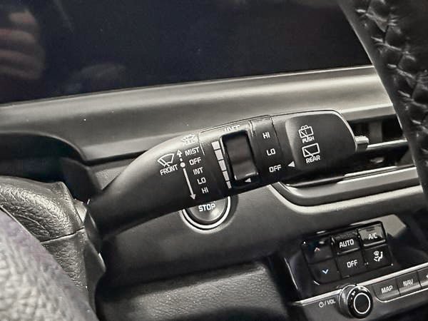 2024 Kia Seltos EX PREMIUM-18