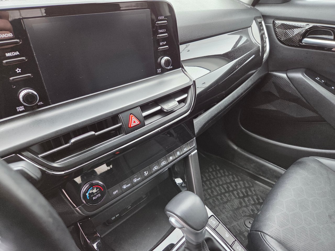 Kia Seltos EX 2024-15