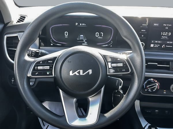 2024 Kia Seltos LX-15