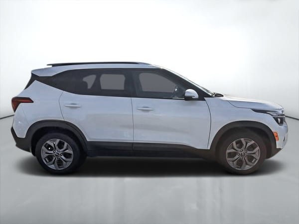 2024 Kia Seltos LX FWD-7