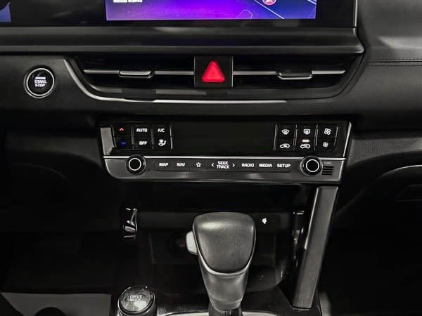 2024 Kia Seltos X-Line-22