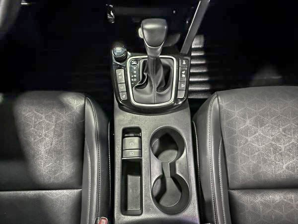 2024 Kia Seltos X-Line-23