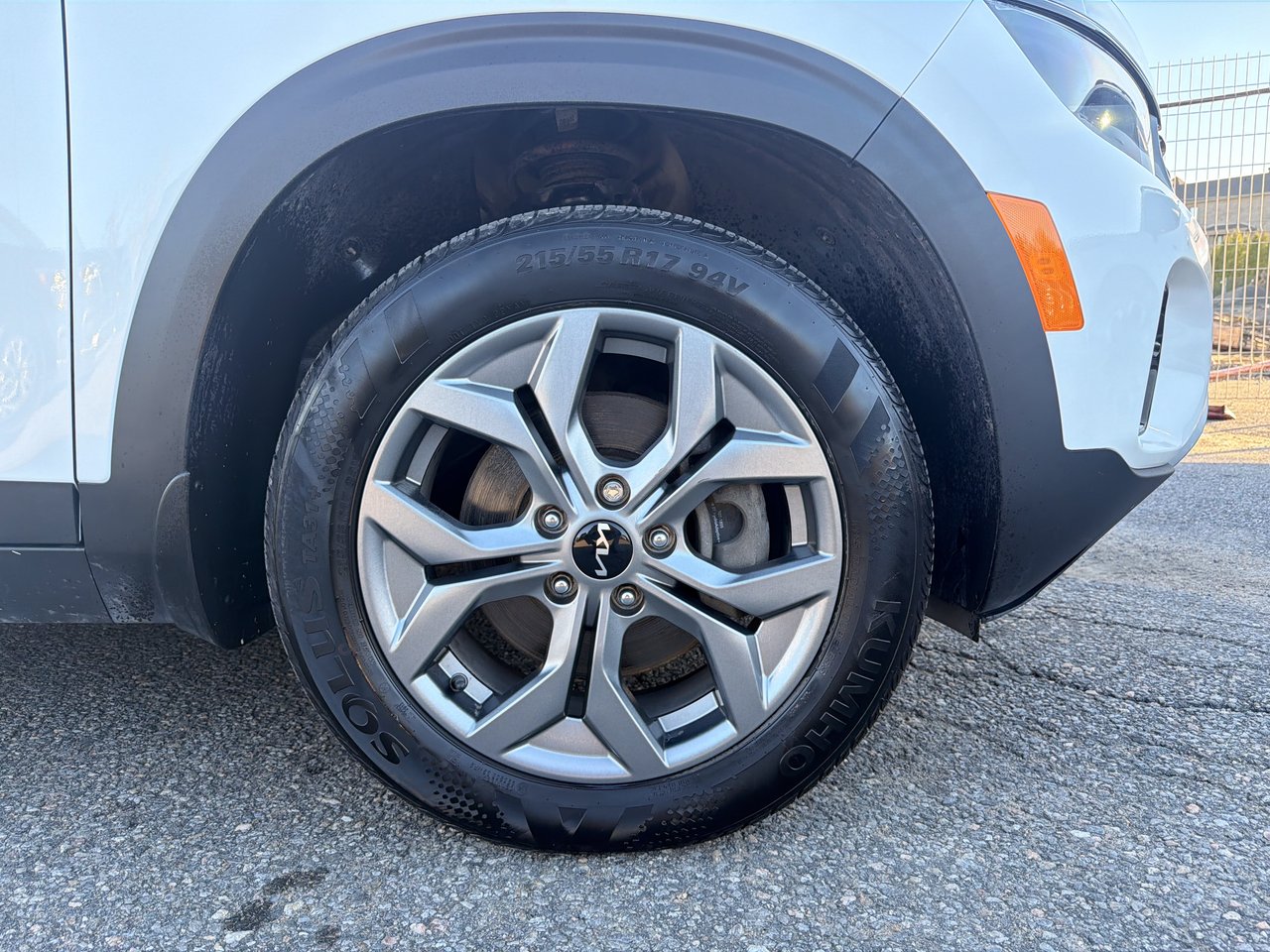 2024 Kia Seltos EX AWD-9