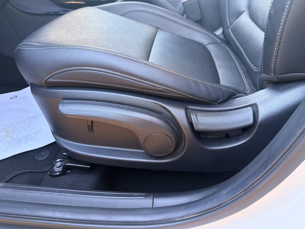 2024 Kia Seltos EX AWD-14