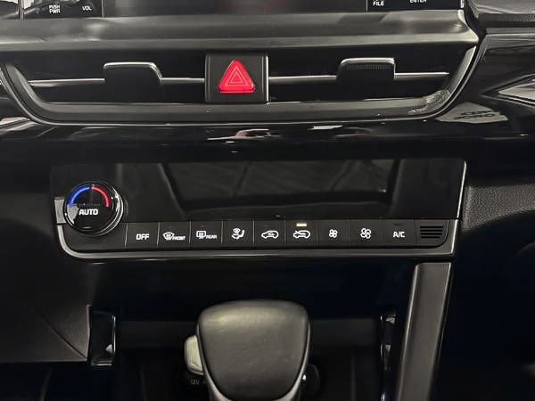 Kia Seltos EX 2025-22