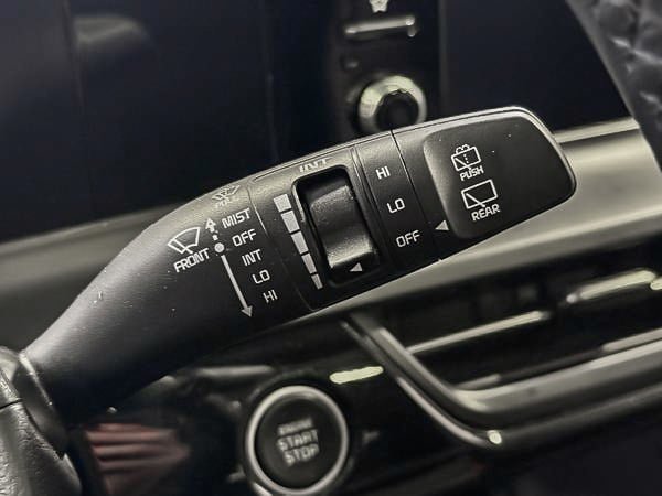 Kia Seltos EX 2025-18