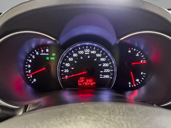 Kia Sorento LX 2015-18